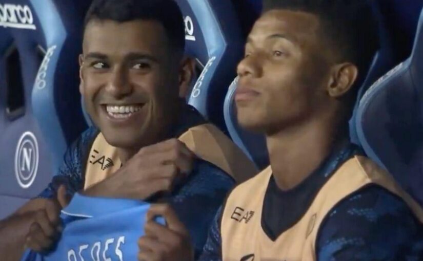 Napoli-Parma 0-1: espulso Suzuki che stende Neres lanciato a rete. In porta ci va il difensore Delprato!