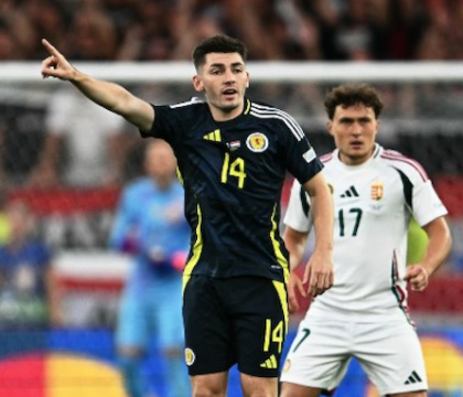 Napoli, oggi si chiude per Gilmour. Il suo arrivo non esclude McTominay (Di Marzio)