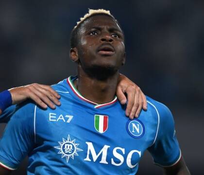 Osimhen, nel comunicato di Calenda c’è la speranza che si faccia vivo il Psg (Sky)