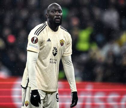 Per dare subito Lukaku a Conte, De Laurentiis sta provando a vendere Simeone o Cheddira (Repubblica)