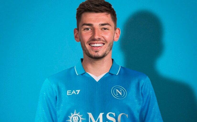 Sky – Gilmour ha firmato il contratto con il Napoli