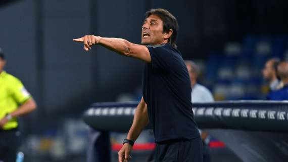 Il Modena si chiude e sfiora il gol in contropiede: il Napoli sullo 0-0 al 45′