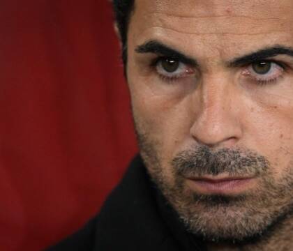 Arteta: «Mi ha colpito la disponibilità di Calafiori. È un combattente che farebbe di tutto per la squadra»