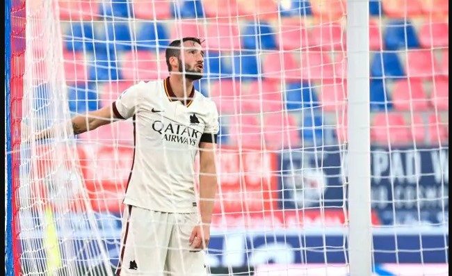 SERIE A – La Roma batte a fatica il Venezia, il Como supera il Verona