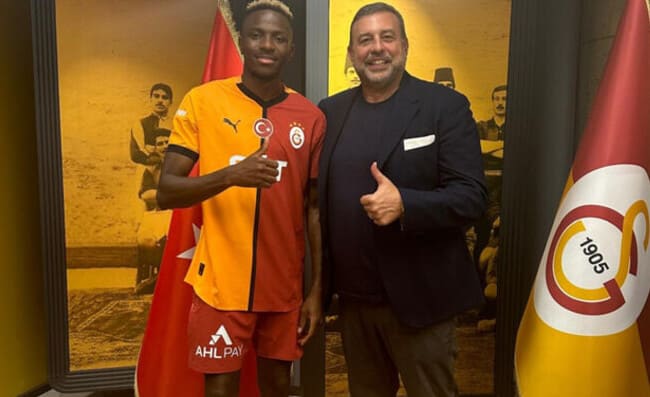 Ag. Osimhen: “Grazie Galatasaray, il passato è un dono e il futuro sta arrivando”