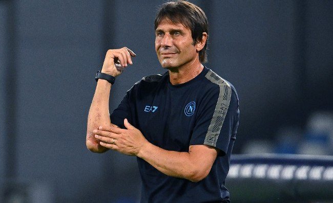 Esposito: “Napoli? Cambierei modulo. Consiglio uno svincolato per la panchina”