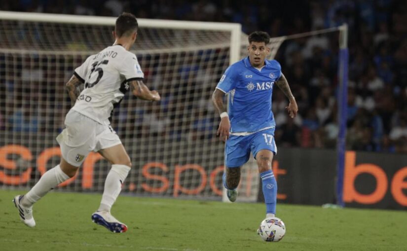 Napoli-Parma 2-1, Olivera peggiore in campo per il CdS: "Un tempo di sofferenza"