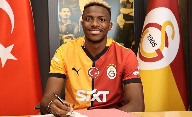 Osimhen: “Galatasaray grande club, è stata una scelta facile. Mertens fratello maggiore. Sono felice ed entusiasta”