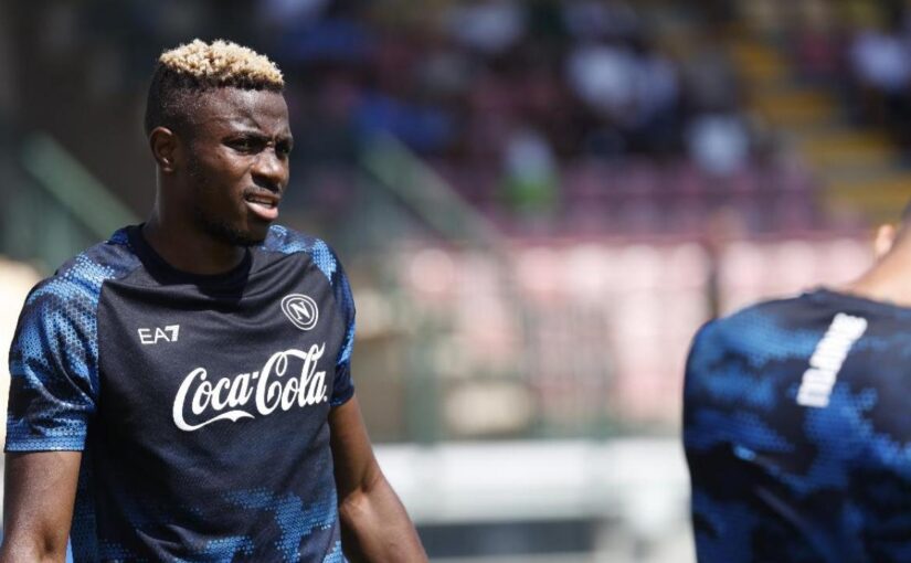 Osimhen, l’amico Ighalo: "L’ho sentito e ci ho parlato: ho sentito il dolore nella sua voce"