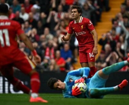Chiesa a Liverpool è sparito. Slot: «Ha trovato un calcio che va a un’altra intensità»