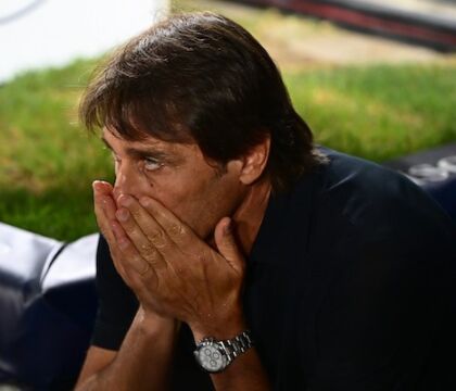 Conte e D’Aversa più che amici. Vanno in vacanza assieme e parlano sempre di calcio (Gazzetta)