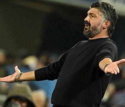 Gattuso che pensa di bere acqua e invece è una bevanda al cocco VIDEO