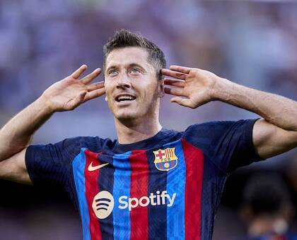 Il Barcellona inviò un milione di euro ad un truffatore che si spacciava per l’agente di Lewandowski (Marca)