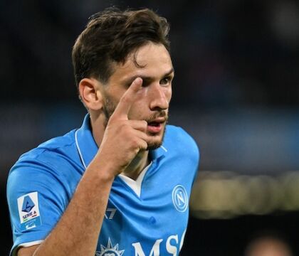 Kvaratskhelia e il Napoli, il rinnovo non è affatto scontato (Gazzetta)