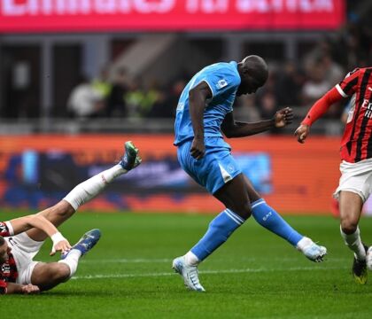Lukaku manda Pavlovic a controllare il costo dei parcheggi