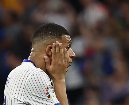 Mbappé, l’entourage è certo che è stato denunciato per stupro e che ora inizierà un lungo processo (Rmc)