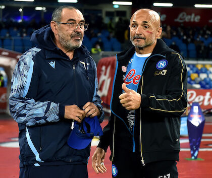 Napoli orrendo, culo e tanta fuffa. Ah quanta nostalgia di Sarri e Spalletti (perfetta foto del tifo a Napoli)