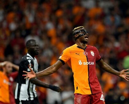 Osimhen: «Valgo più di 100 milioni. Ci sono pochi giocatori come me che hanno raggiunto questo successo»