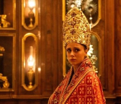 Parthenope, ovvero alla fine Sorrentino ce l’ha fatta a girare il suo “Ferito a morte”
