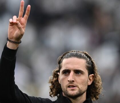 Rabiot e il Marsiglia vittime di cori omofobi del Psg: chiusa una parte del Parco dei Principi