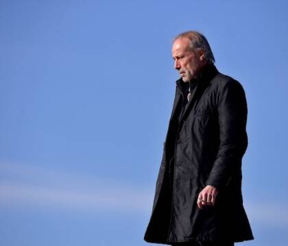 Sabatini: «Ho incontrato Dio, è stato deludente, mi ha trattato con molta sufficienza. Esco in sedia a rotelle»