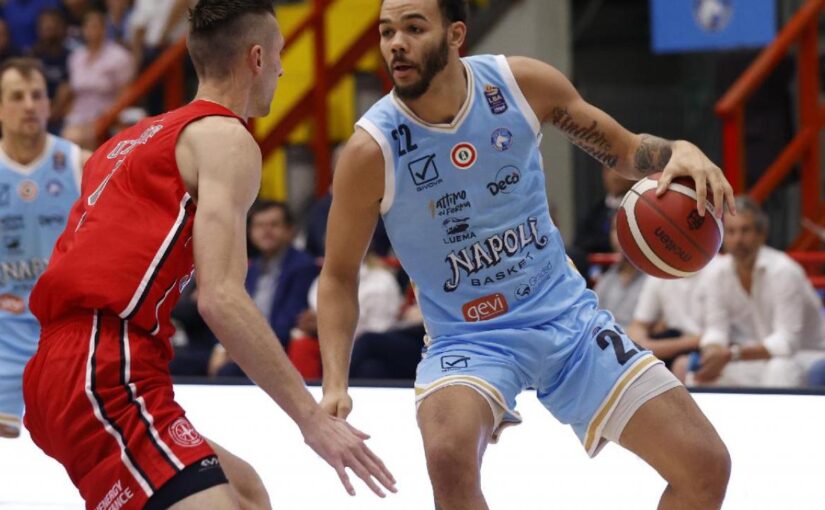 UFFICIALE – Napoli Basket, Jordan Hall fuori squadra per motivi di natura tecnica