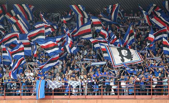 Ultras Sampdoria, striscione nei confronti dei napoletani. Messaggio da applausi (FOTO)
