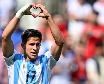 Un altro Simeone attaccante generoso: il piccolo Giuliano che si sacrifica per l’Atletico di papà (Relevo)