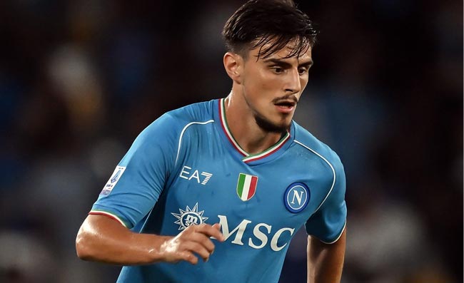 Elmas: “Non dimenticherò mai lo scudetto col Napoli. Posso migliorare”