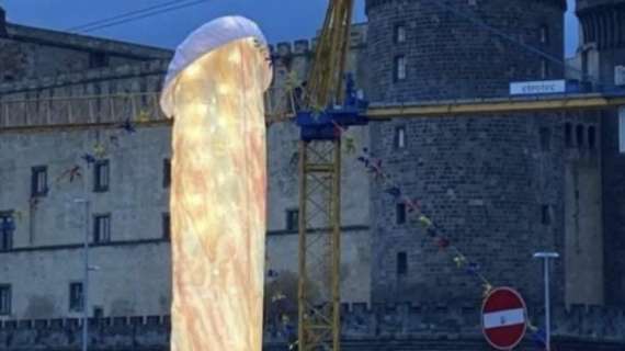 Esilarante Iodice, finta telefonata col sindaco Manfredi sull’opera d’arte di Pesce