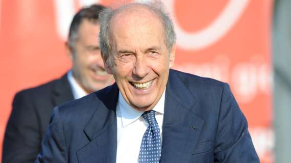 Foschi svela: “Chiusi Cavani due giorni in hotel prima della firma, altri club lo volevano”