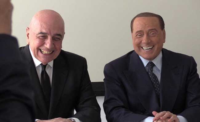 “Galliani e Berlusconi fecero di tutto per portare Maradona al Milan”. Il retroscena