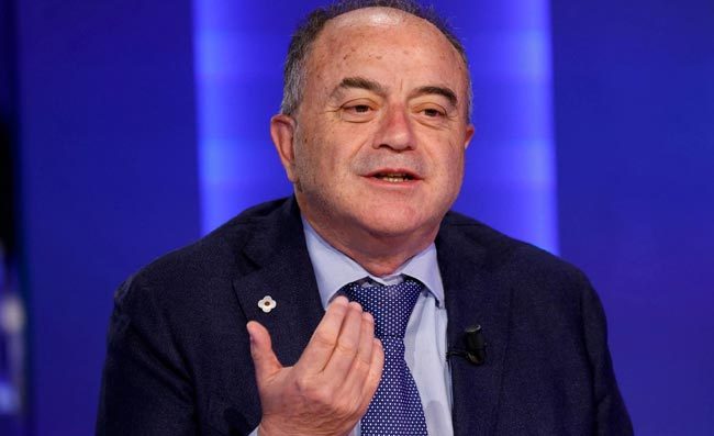 Gratteri disse: “Ho rifiutato i biglietti di De Laurentiis. Sapete quanto guadagno?”