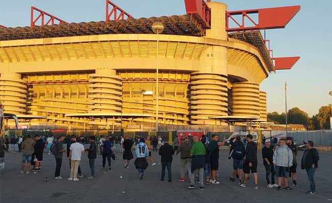 Milan, Scaroni: “Ma quale Scala del calcio, San Siro va buttato giù come Wembley”