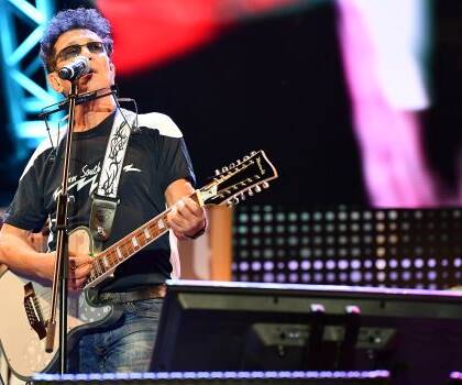 Bennato: «Se mangiavamo al ristorante Maradona andava in cucina per dare soldi ai lavapiatti»