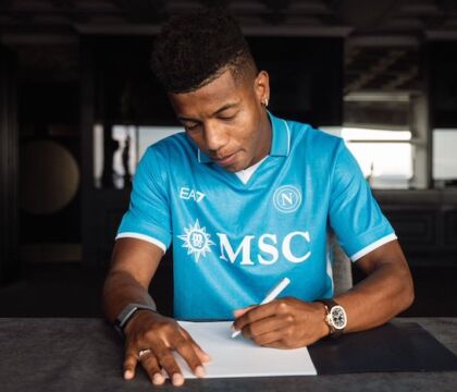 Calciatori del Napoli, quando firmate il contratto toglietevi il Rolex