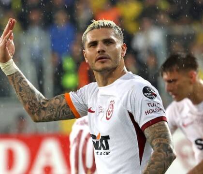 Icardi si rompe i legamenti del crociato e del menisco ma non si abbatte: «Torno presto»