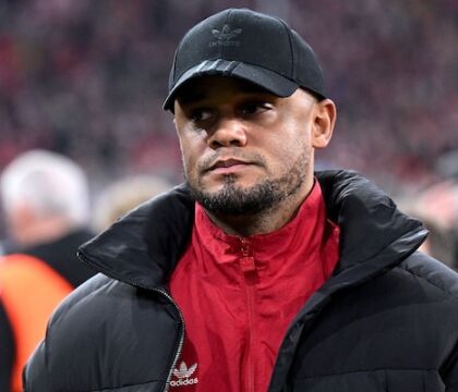 Il Bayern Monaco si scusa col Psg per lo striscione contro Al-Khelaifi: “Messaggi non autorizzati”