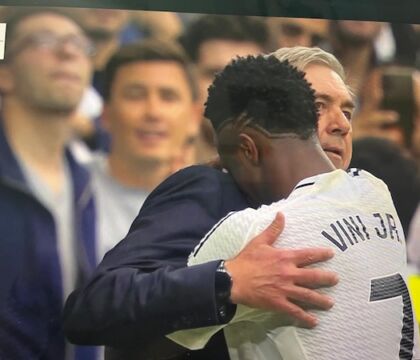Il Real Madrid torna a vincere: travolge l’Osasuna (4-0), Vinicius segna anche su rilancio del portiere