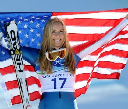 Il ritorno di Lindsey Vonn a 40 anni: ha un ginocchio ricostruito e punta le Olimpiadi di Cortina
