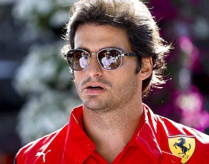 Sainz: «Finché Alonso sarà in F1, io sarò sempre un po’ nella sua ombra»