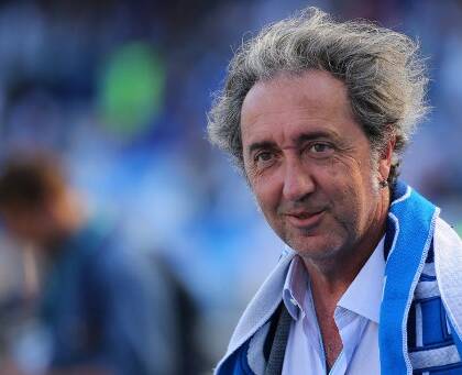 Sorrentino e Parthenope stracciano gufi e critici: il film vola al botteghino e lui annuncia un film su Maradona