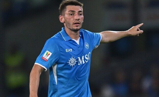 Gilmour: “Sogno lo Scudetto col Napoli. Il mio pensiero su Conte e Zielinski”