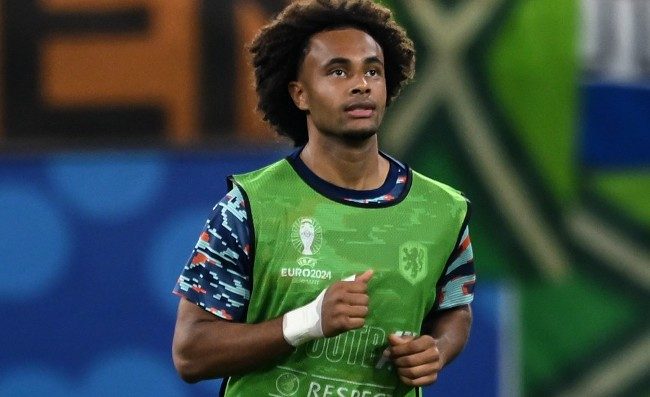 SKY – Zirkzee-Osimhen, niente scambi: il Napoli vuole soldi. Bonny, Raspadori e Simeone…”