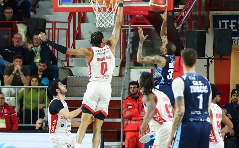 Napoli Basket ko 89-86 a Varese, Bentil sbaglia il tiro del supplementare
