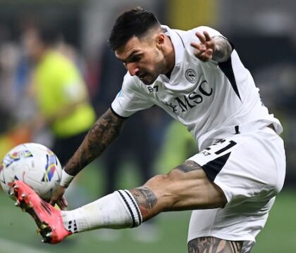 Napoli, è l’ora di Neres e Kvara: sarà Politano ad andare in panchina (Corsport)