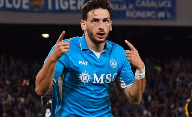 SKY – Kvaratskhelia vuole rinnovare con il Napoli, niente strappi: progetto Conte vincente