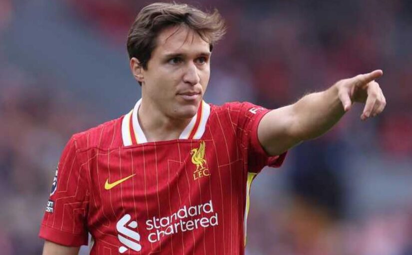 Il Mattino – Il Napoli ha detto ‘no’ all’ipotesi Chiesa: il Liverpool lo dà via, ma c’è un problema