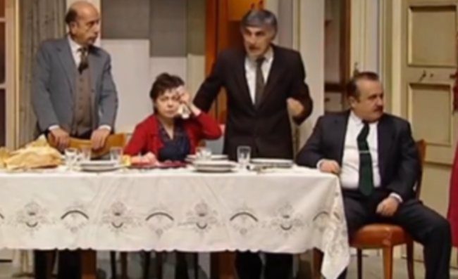 La “verità” sul Natale in casa Cupiello di Eduardo e sul coraggio di Vincenzo Salemme