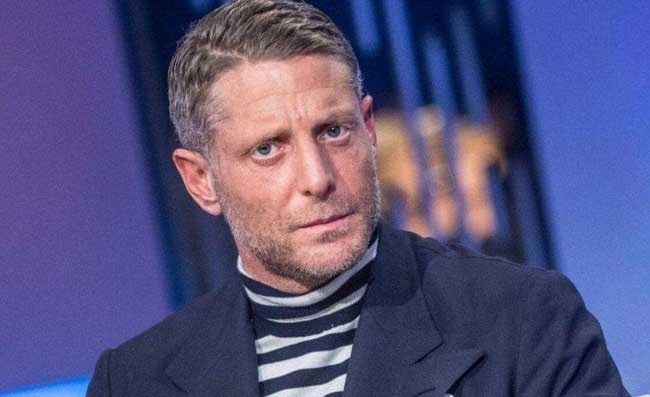 “Lapo Elkann comprava casse di mozzarella. Lui e Calenda non cambiavano le lenzuola”. Il retroscena